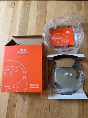 NWT Rally/Coach Real Appeal Electronic Food Scale - Sleek Kitchen Precision